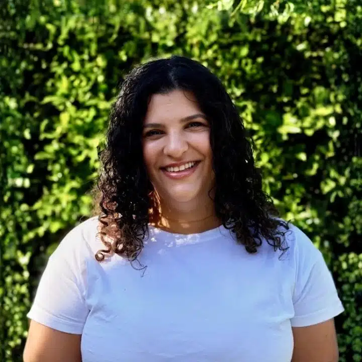 Portrait of Shelly Madan a compassionate mental health professional focused on emotional wellbeing